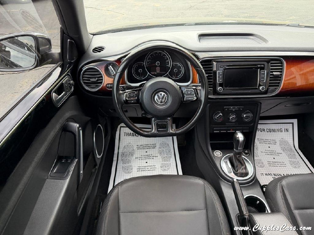 Volkswagen Beetle  2013