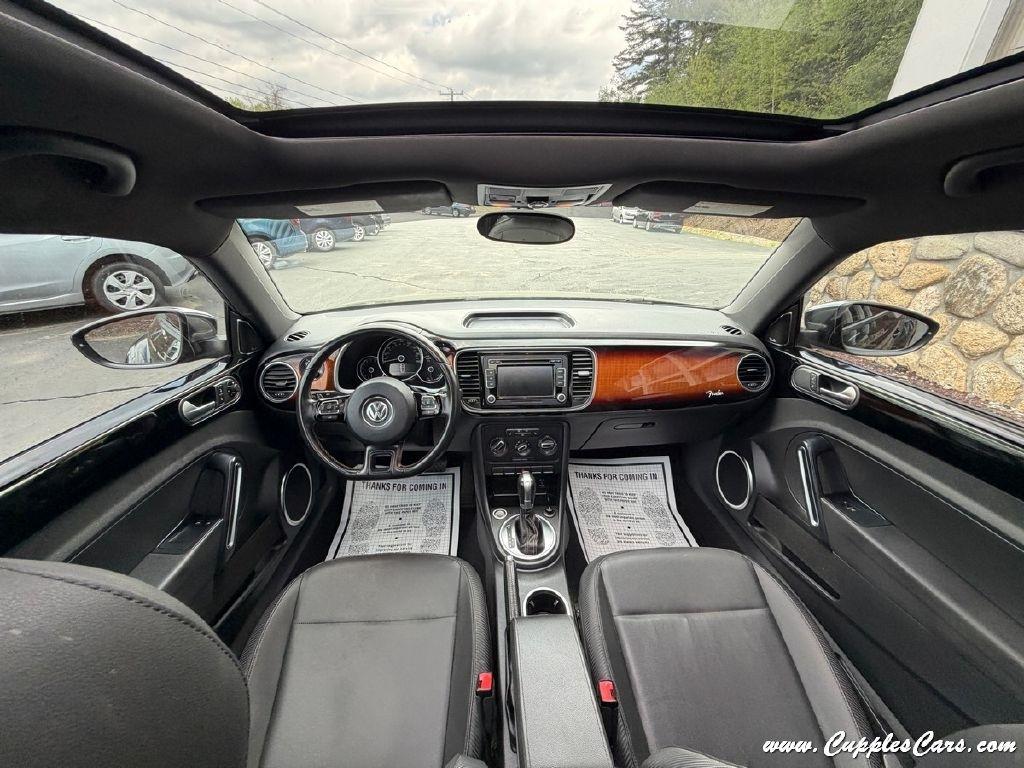 Volkswagen Beetle  2013