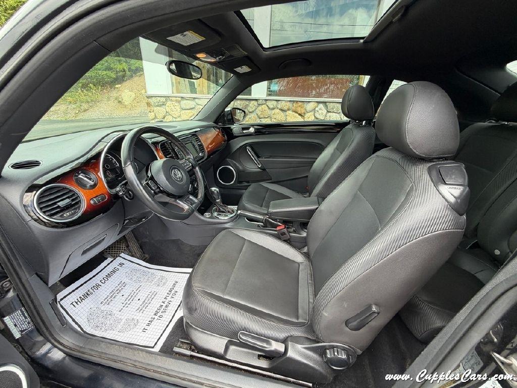 Volkswagen Beetle  2013