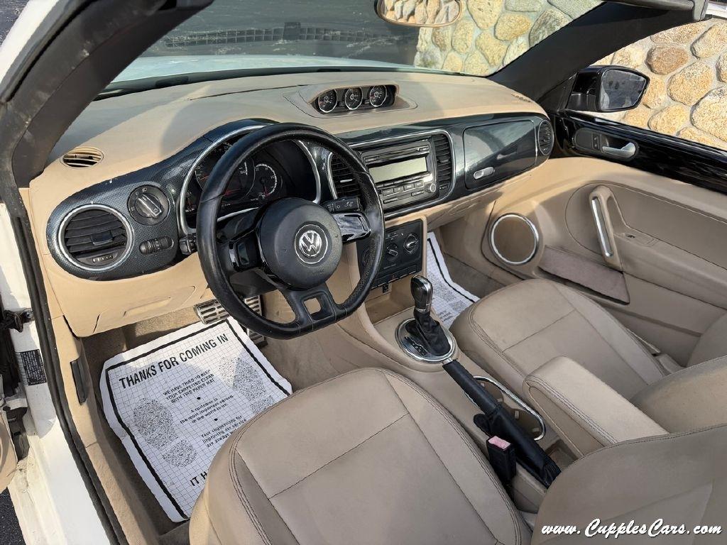 Volkswagen Beetle  2013