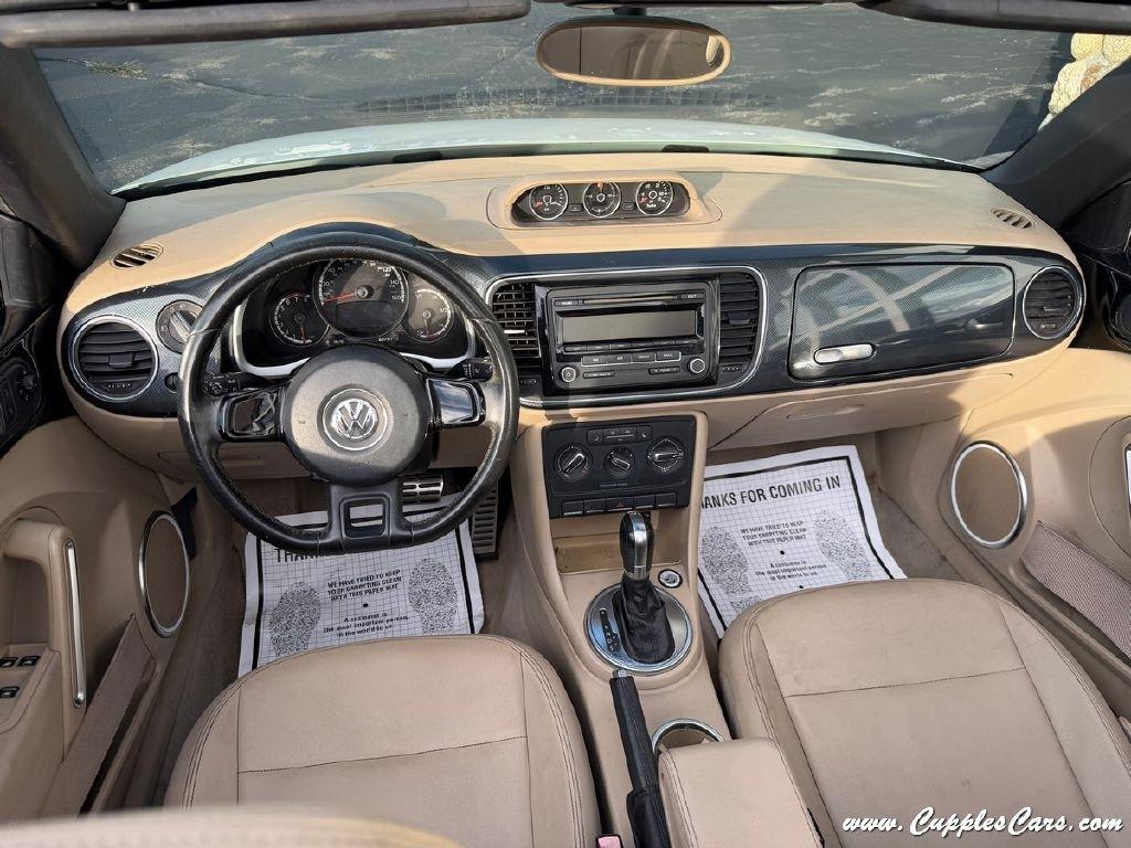 Volkswagen Beetle  2013