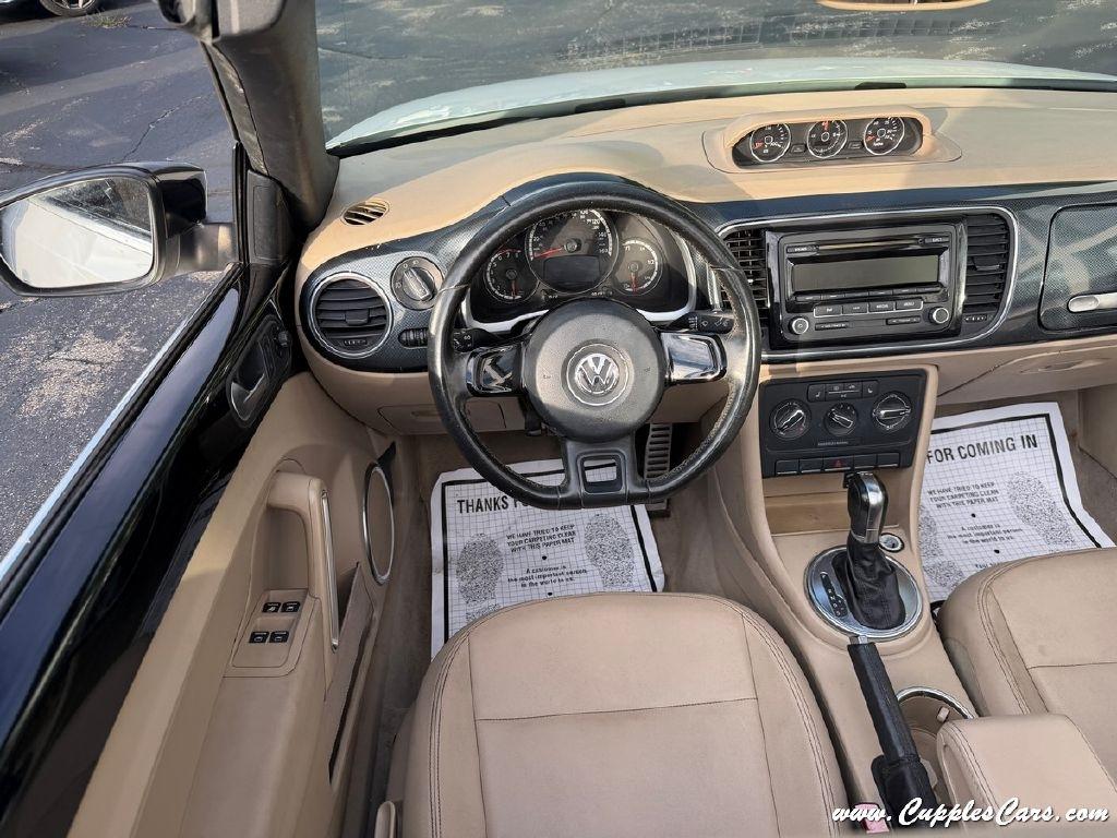 Volkswagen Beetle  2013