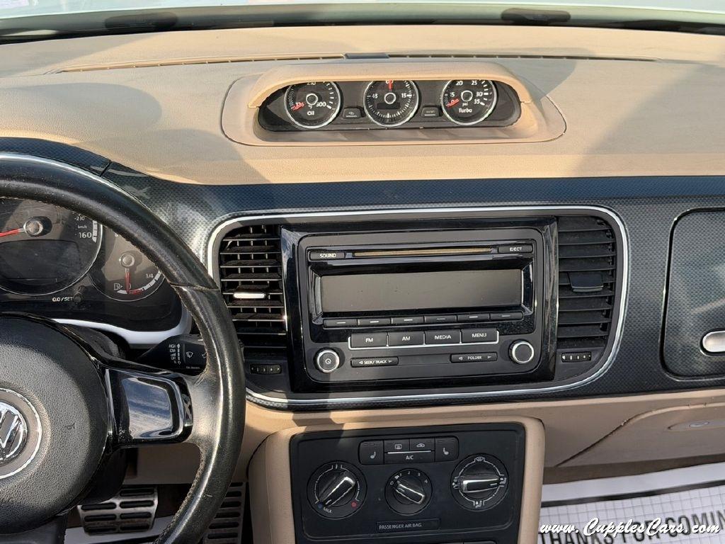 Volkswagen Beetle  2013