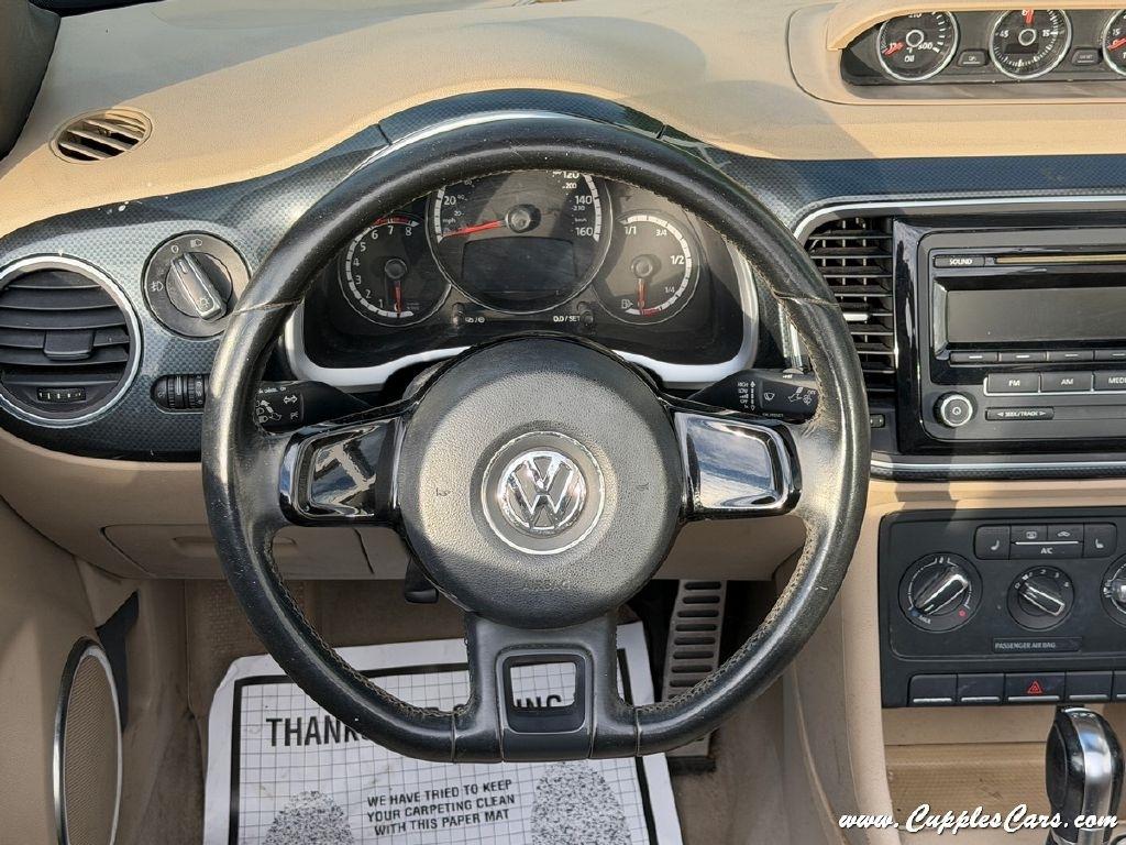 Volkswagen Beetle  2013