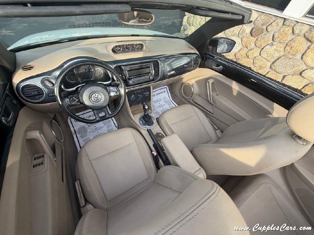 Volkswagen Beetle  2013