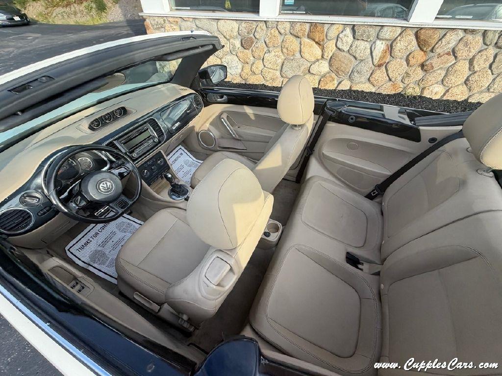 Volkswagen Beetle  2013