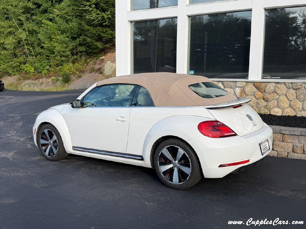Volkswagen Beetle  2013