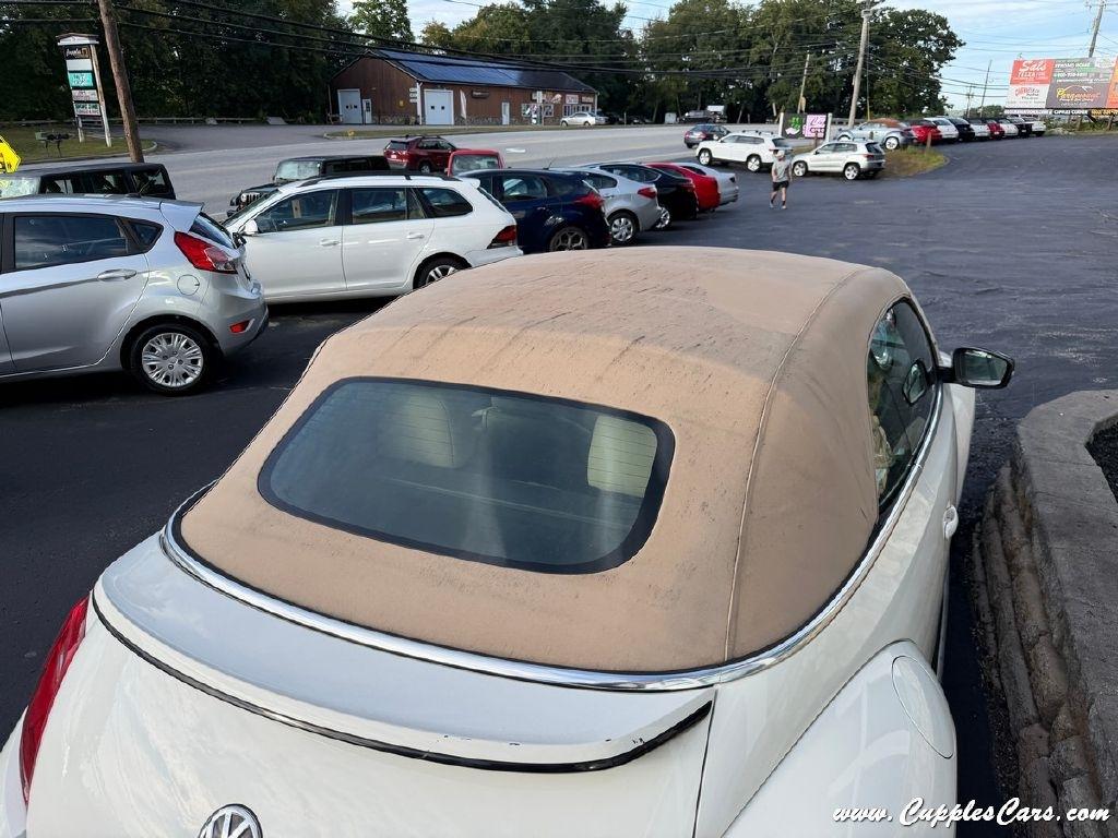 Volkswagen Beetle  2013