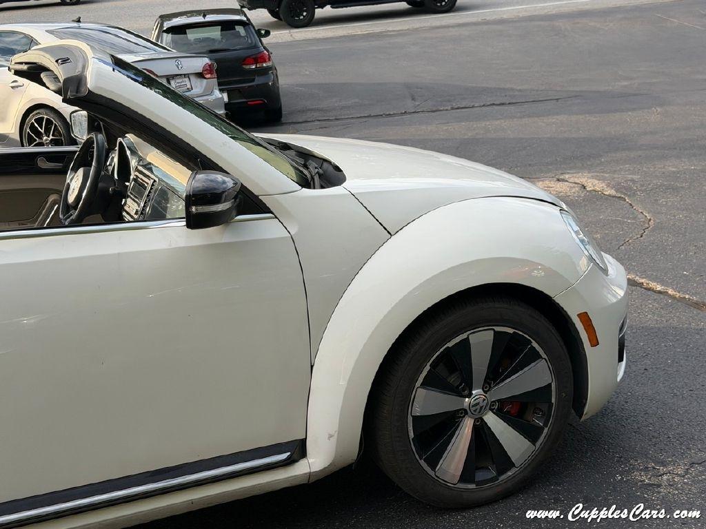 Volkswagen Beetle  2013