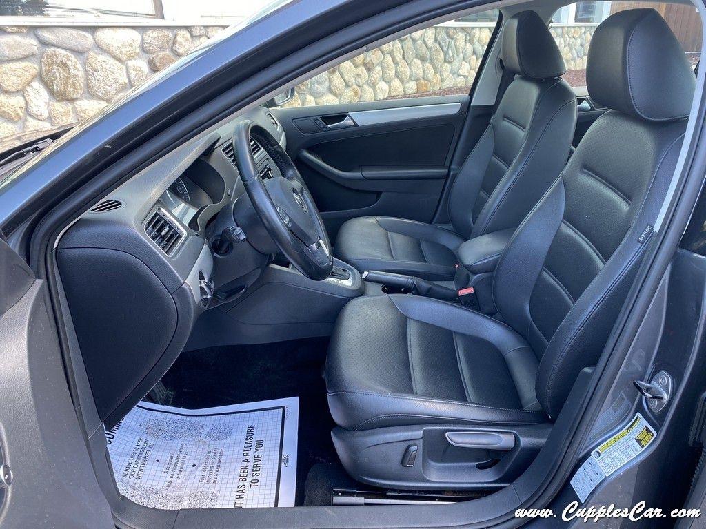 Volkswagen Jetta  2014