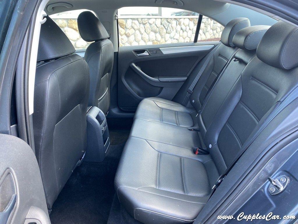 Volkswagen Jetta  2014