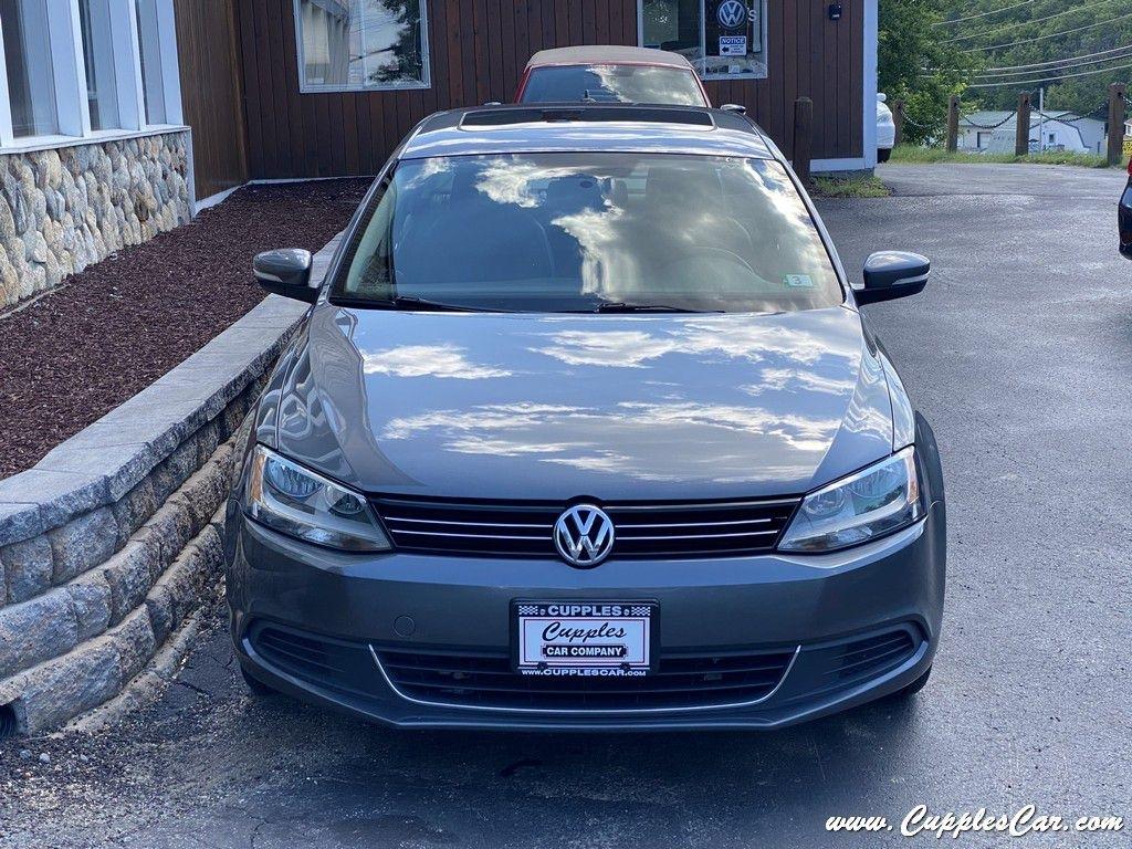 Volkswagen Jetta  2014
