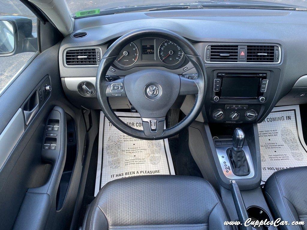 Volkswagen Jetta  2014