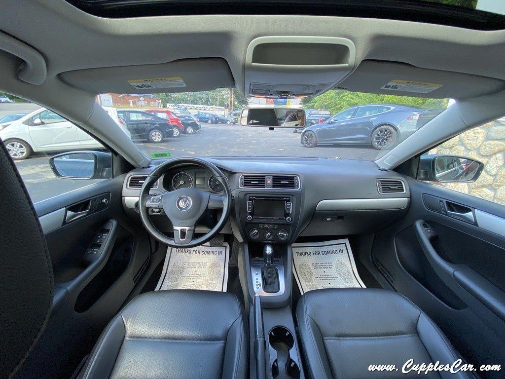 Volkswagen Jetta  2014