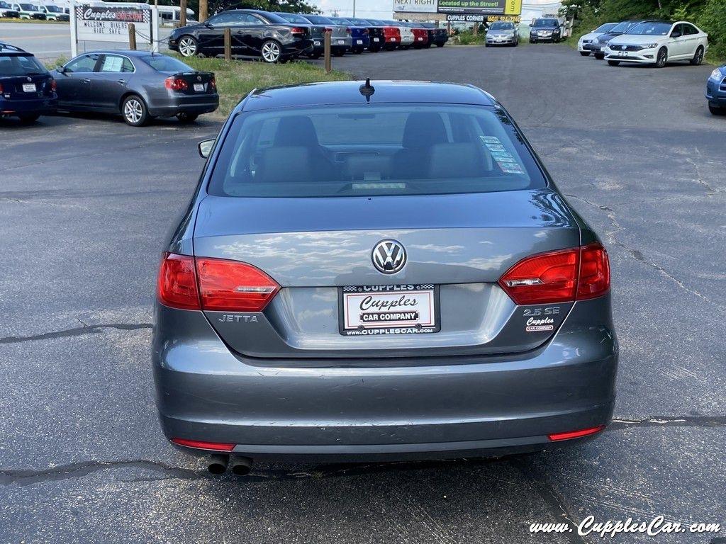 Volkswagen Jetta  2014