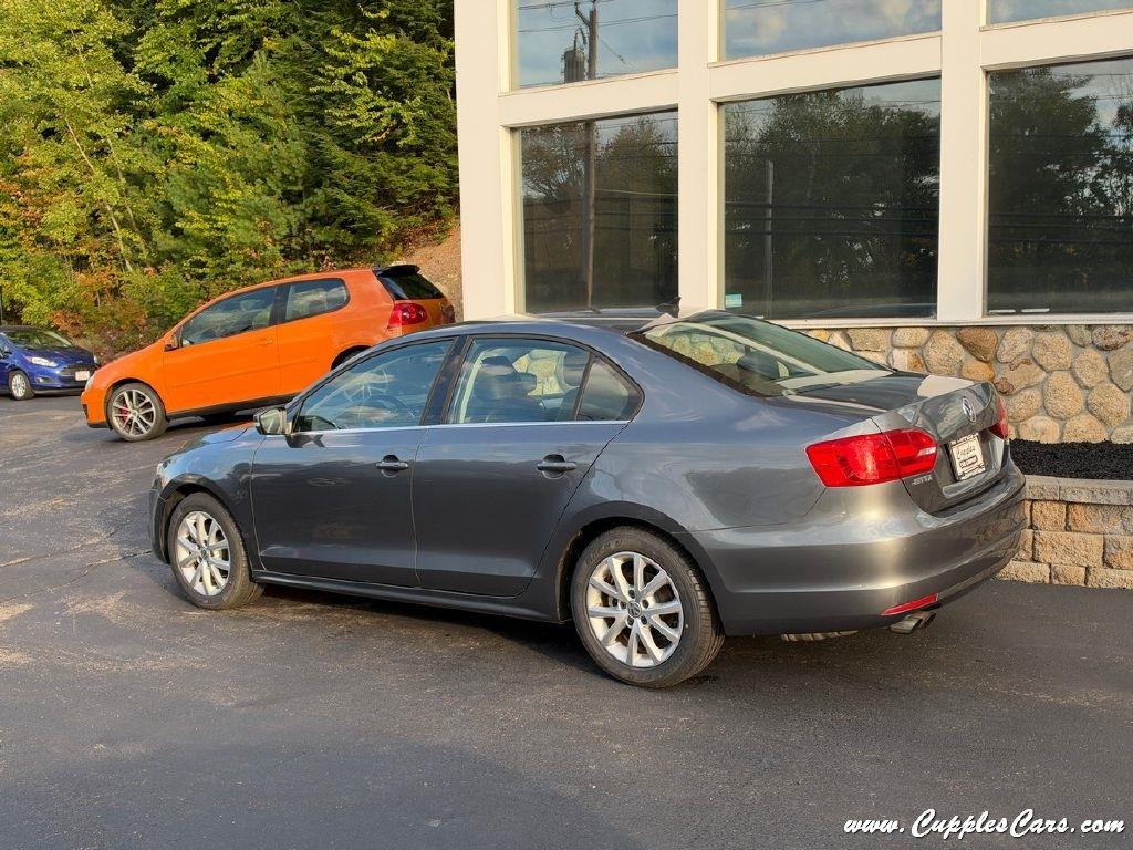 Volkswagen Jetta  2014