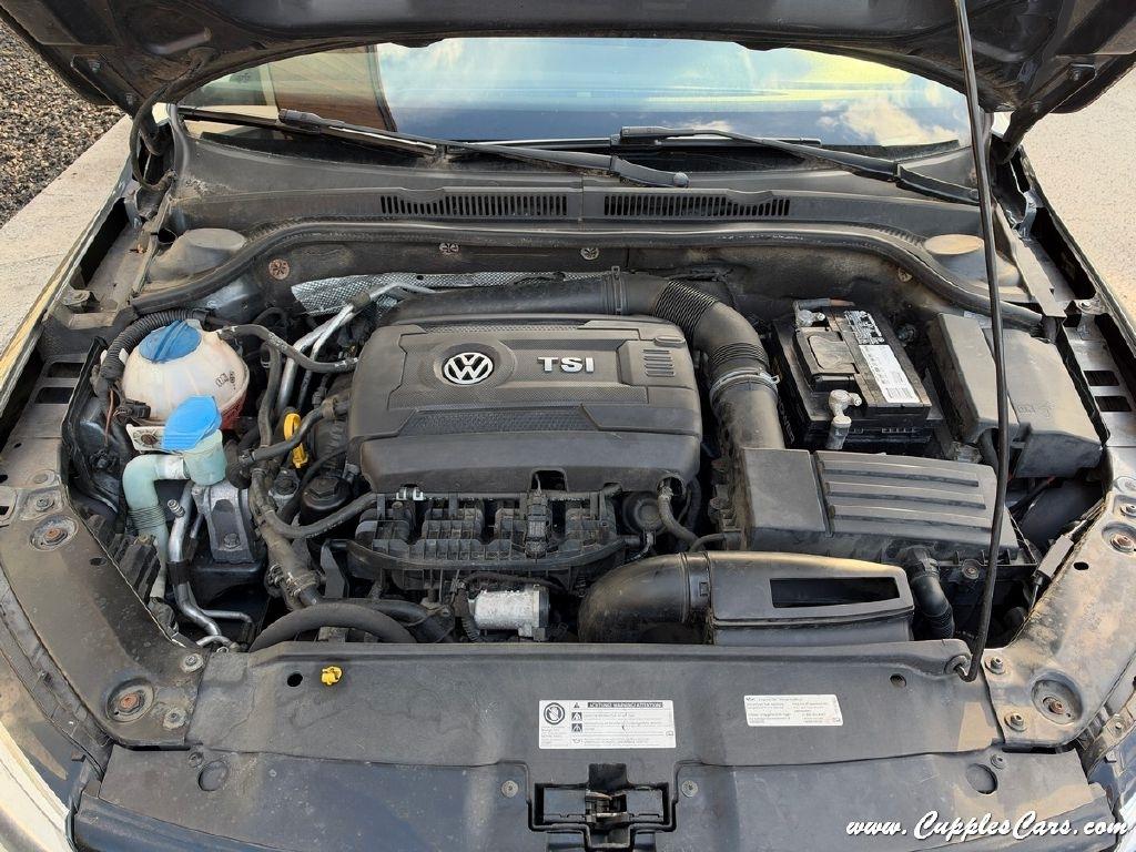 Volkswagen Jetta  2014