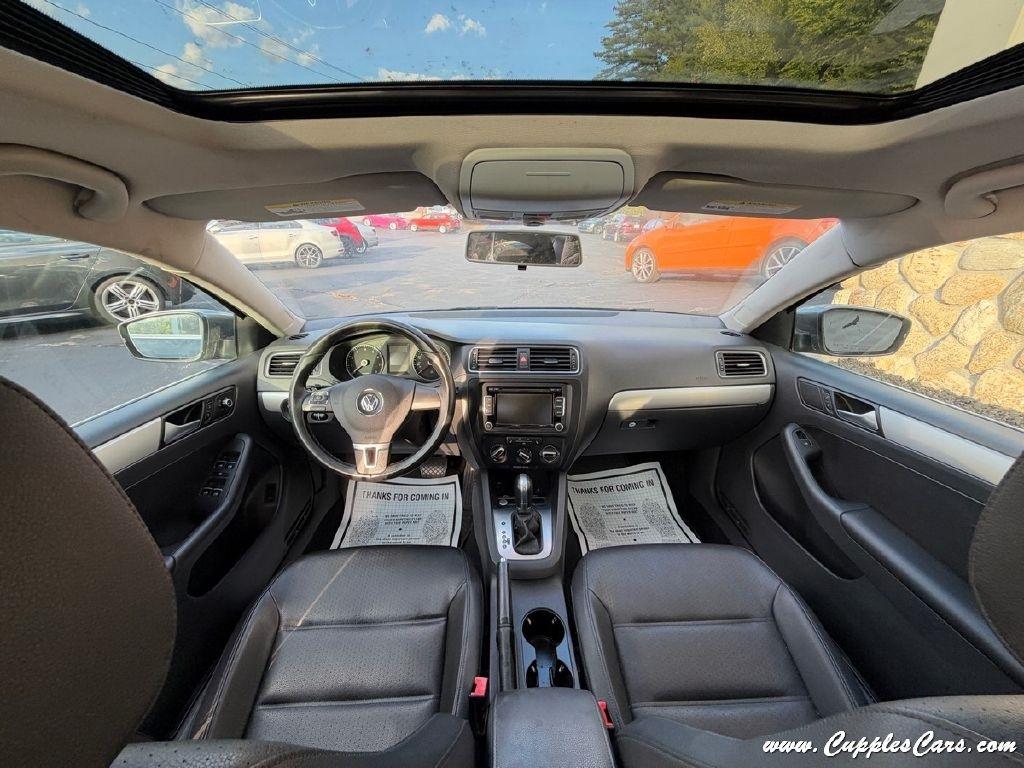 Volkswagen Jetta  2014