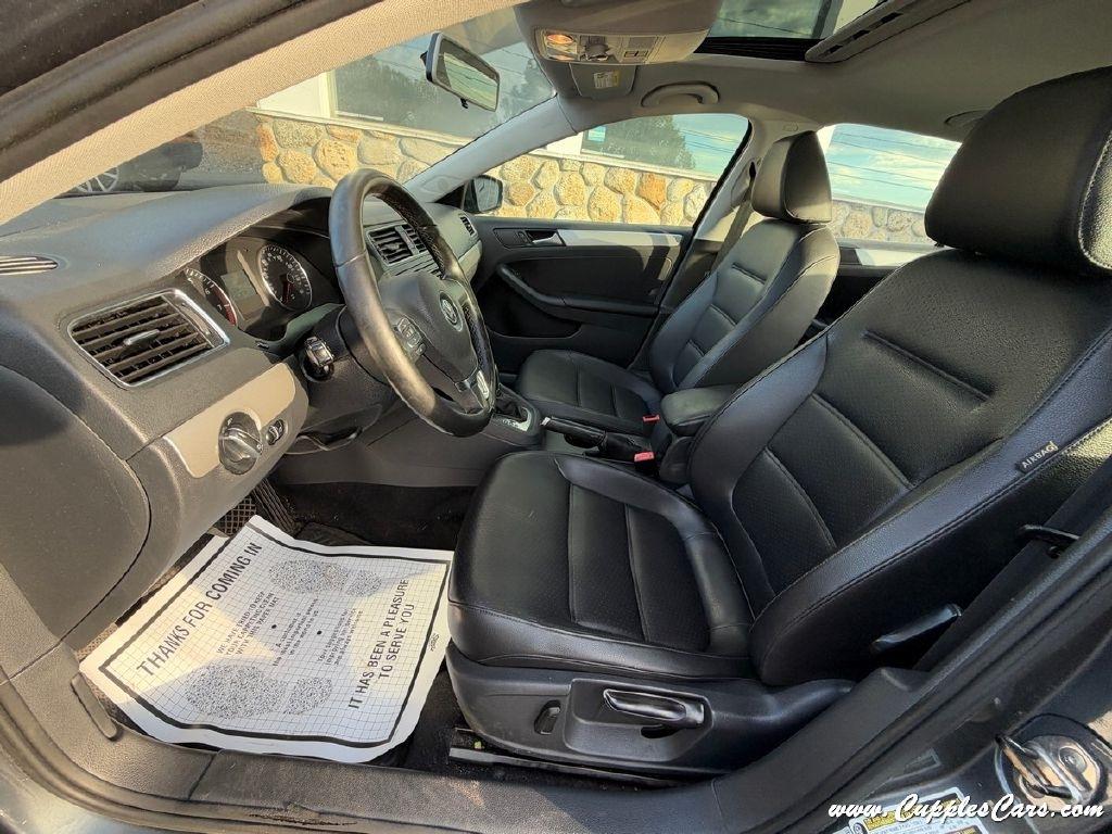 Volkswagen Jetta  2014