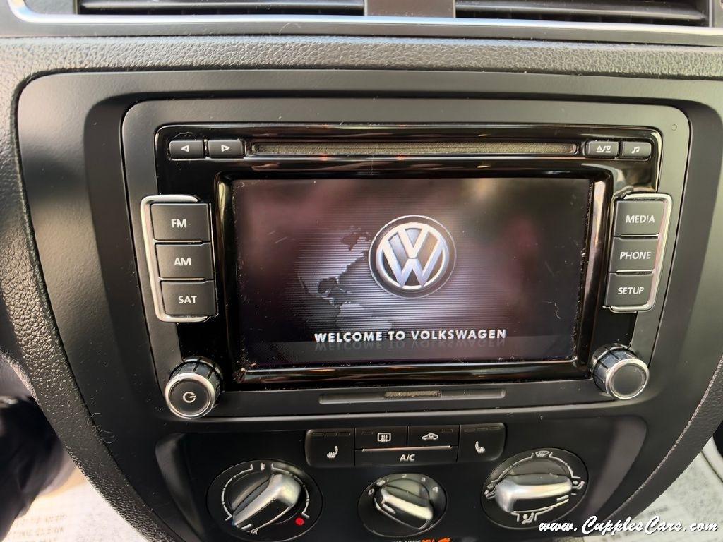 Volkswagen Jetta  2014