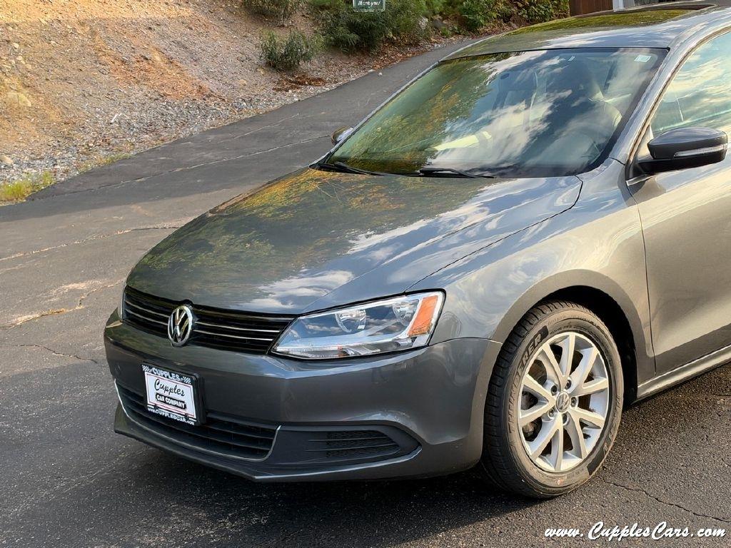 Volkswagen Jetta  2014