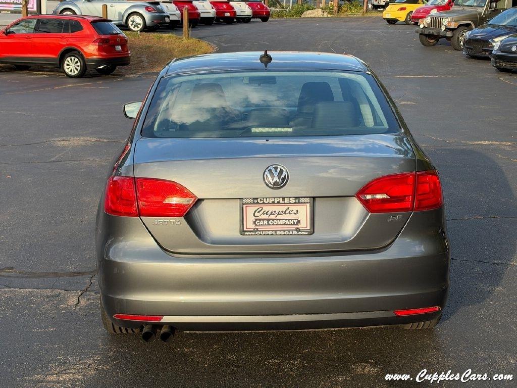 Volkswagen Jetta  2014