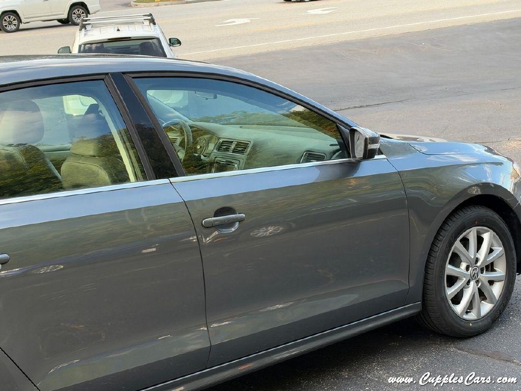 Volkswagen Jetta  2014