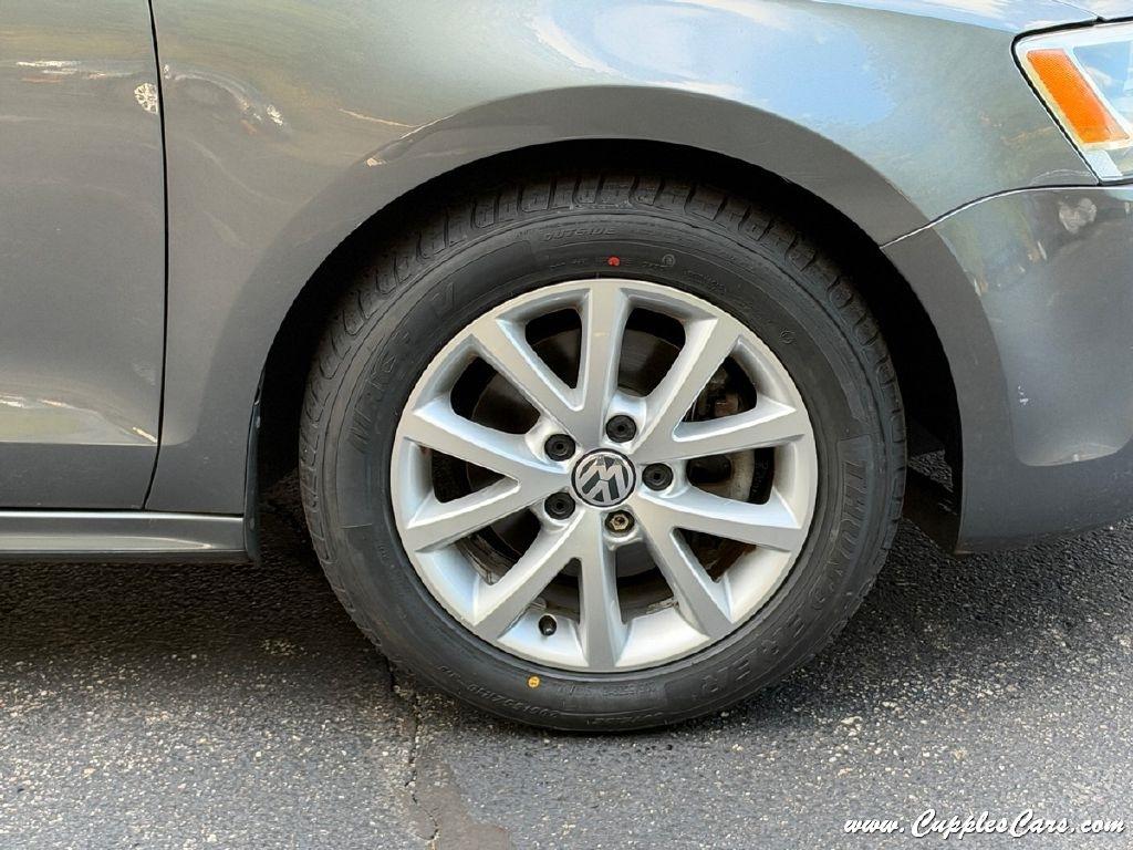 Volkswagen Jetta  2014