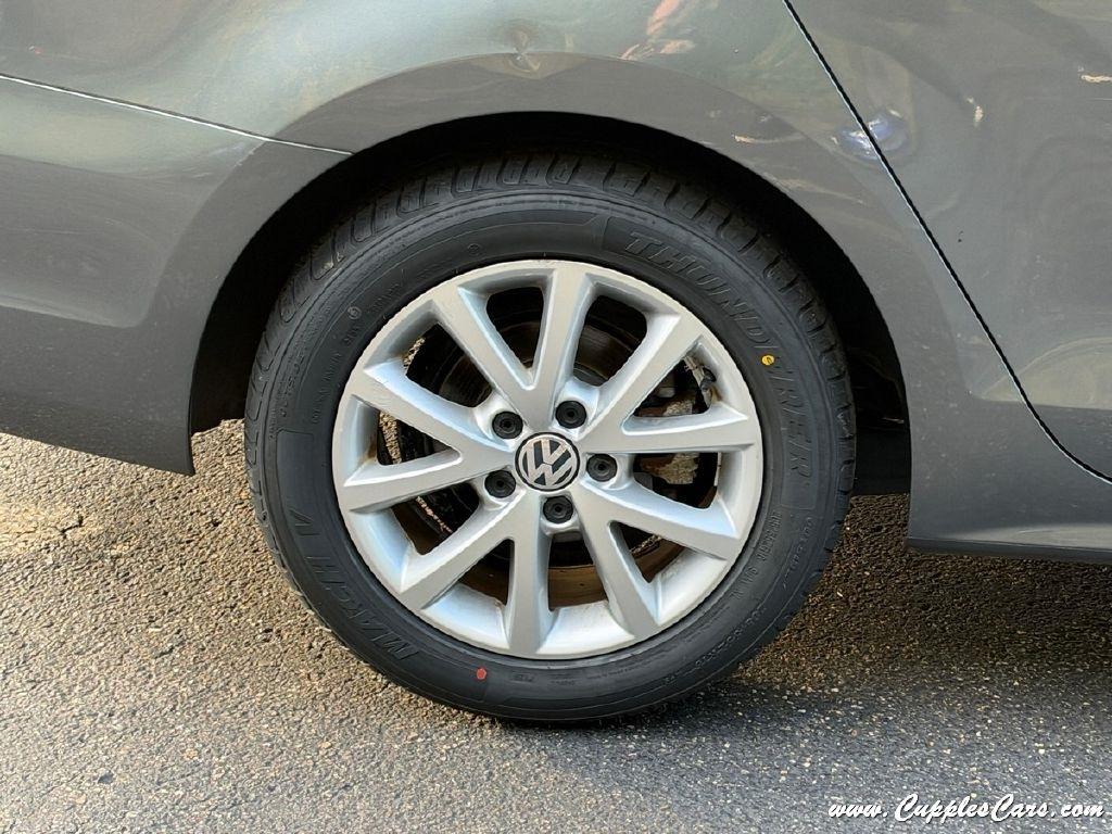 Volkswagen Jetta  2014