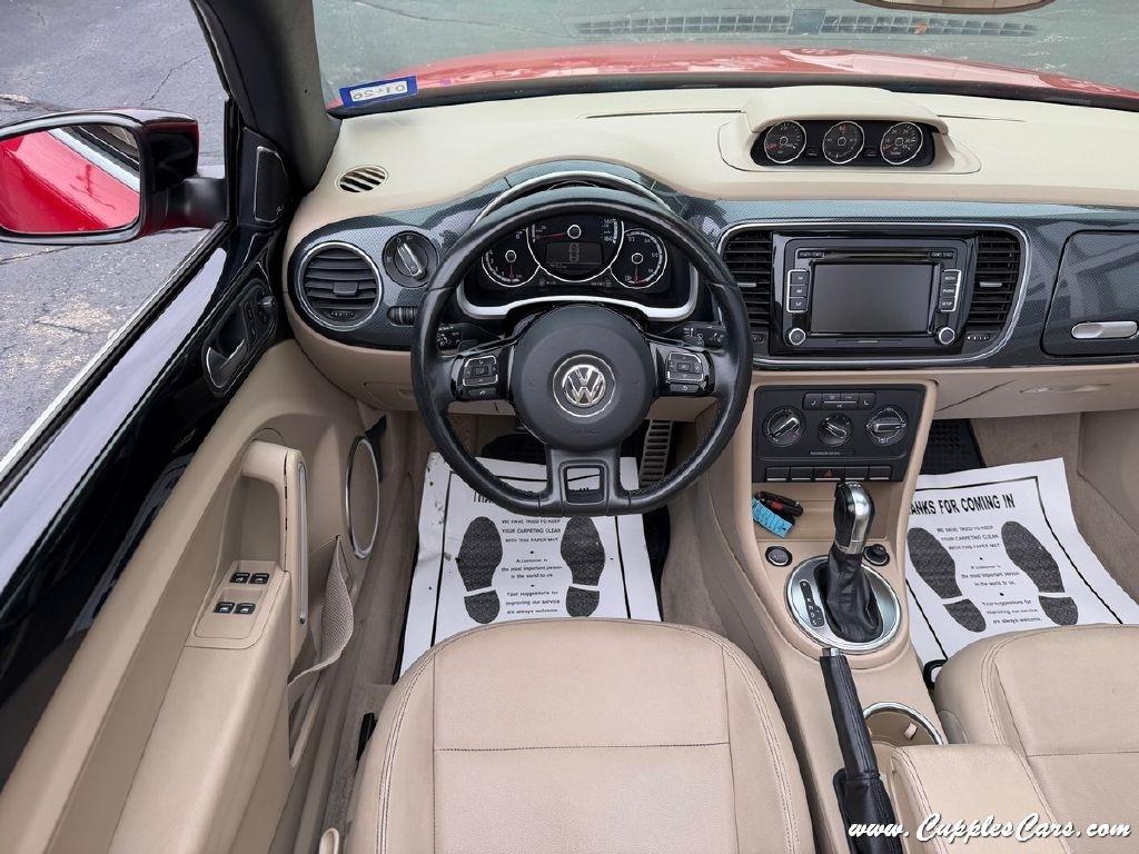 Volkswagen Beetle  2013