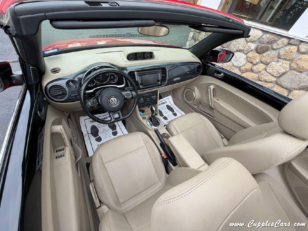 Volkswagen Beetle  2013