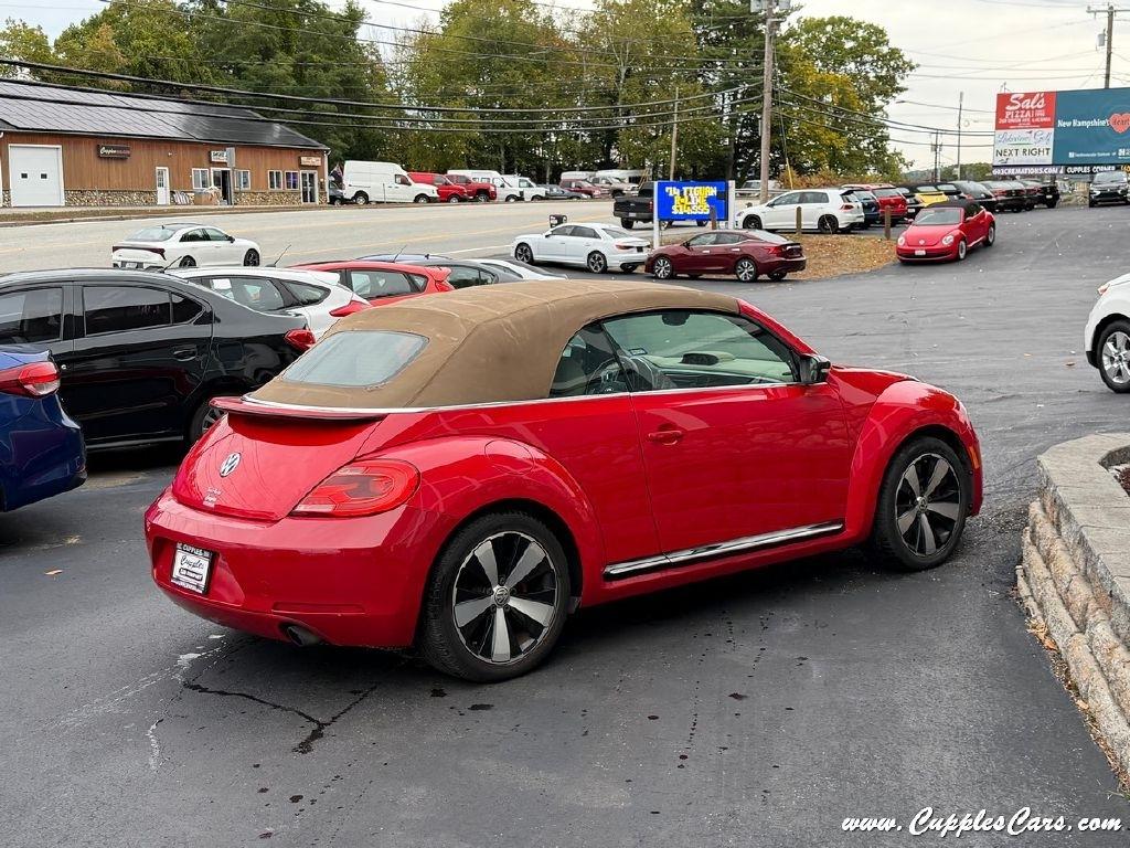 Volkswagen Beetle  2013
