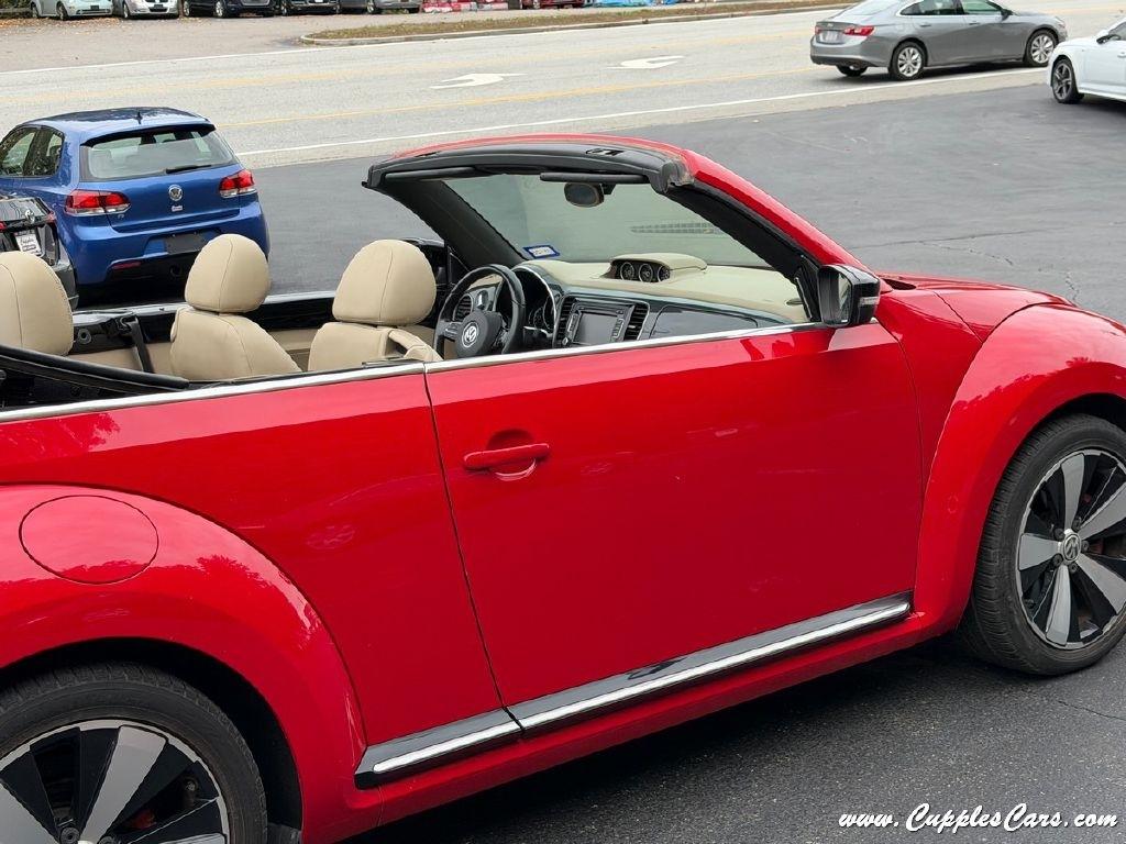 Volkswagen Beetle  2013