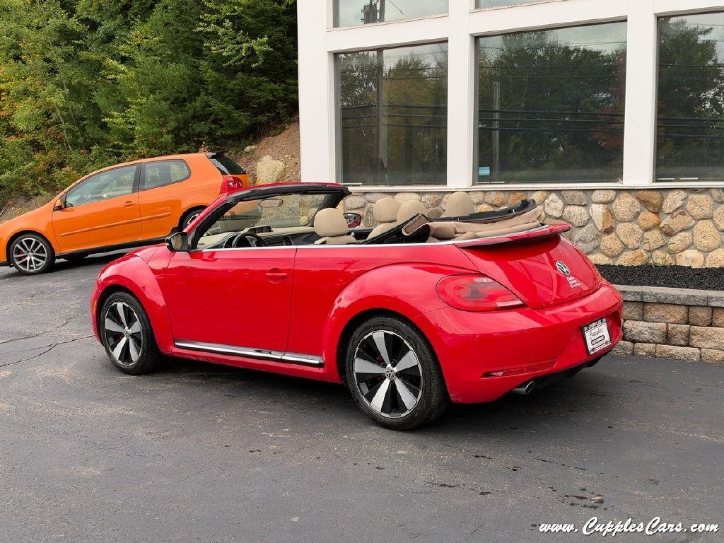 Volkswagen Beetle  2013