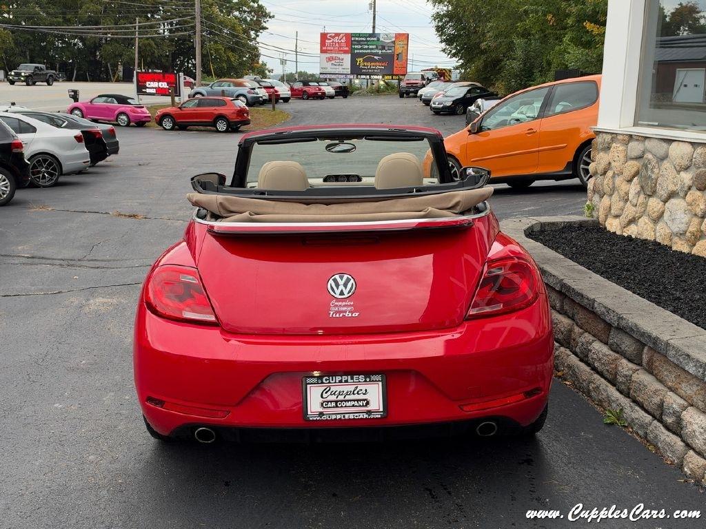 Volkswagen Beetle  2013
