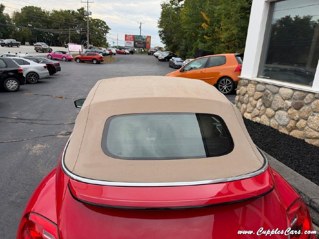 Volkswagen Beetle  2013