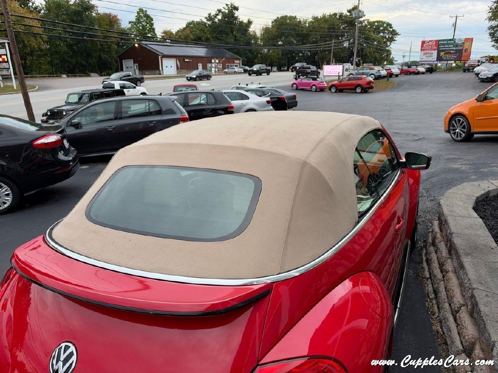 Volkswagen Beetle  2013