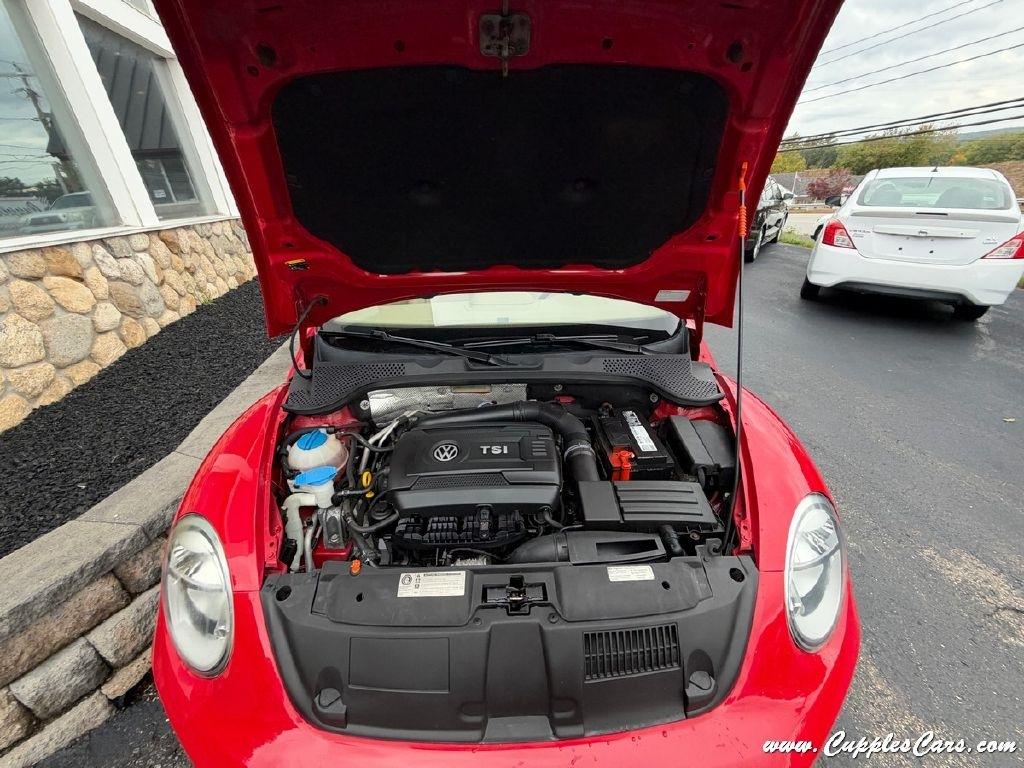 Volkswagen Beetle  2013