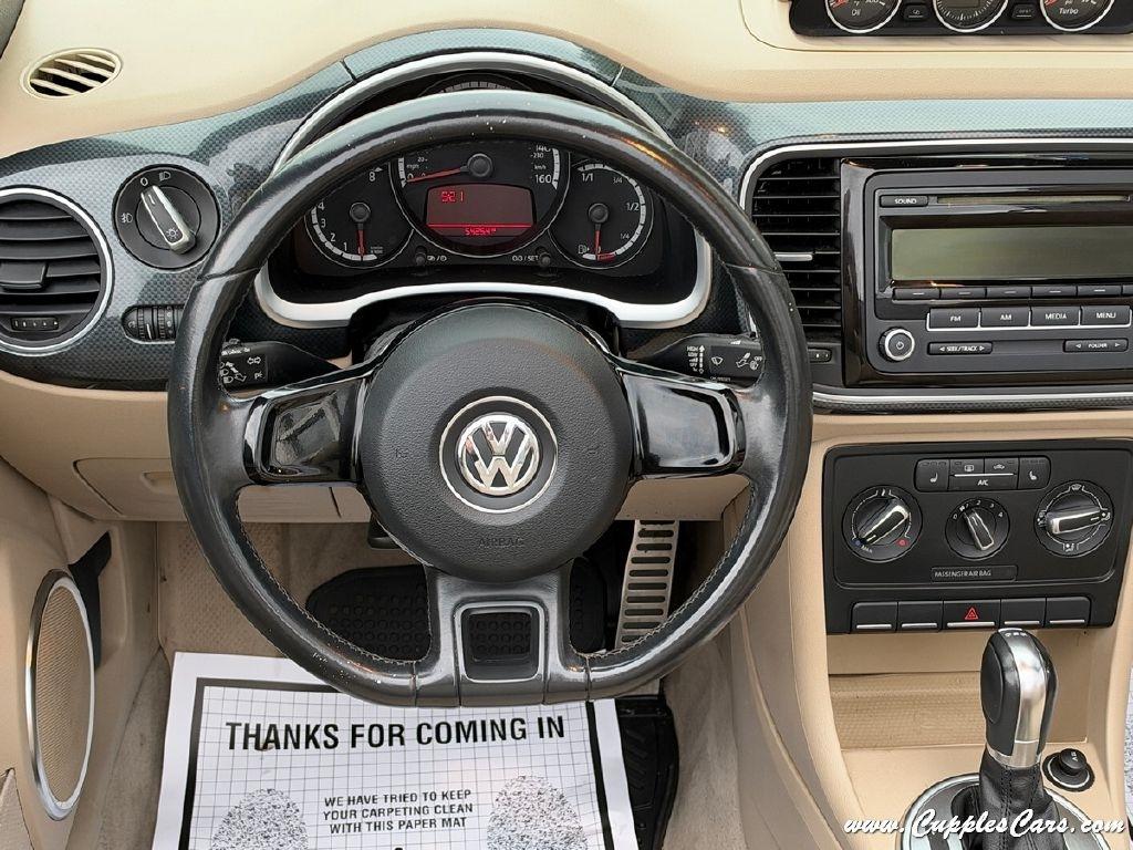 Volkswagen Beetle  2013