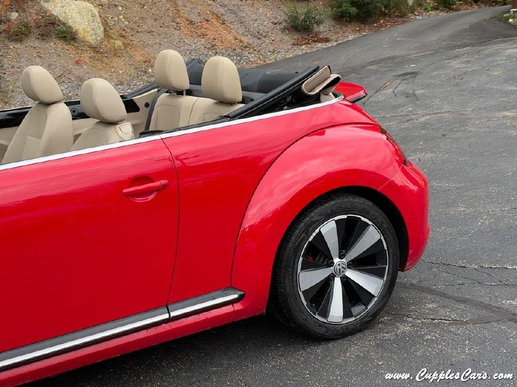 Volkswagen Beetle  2013