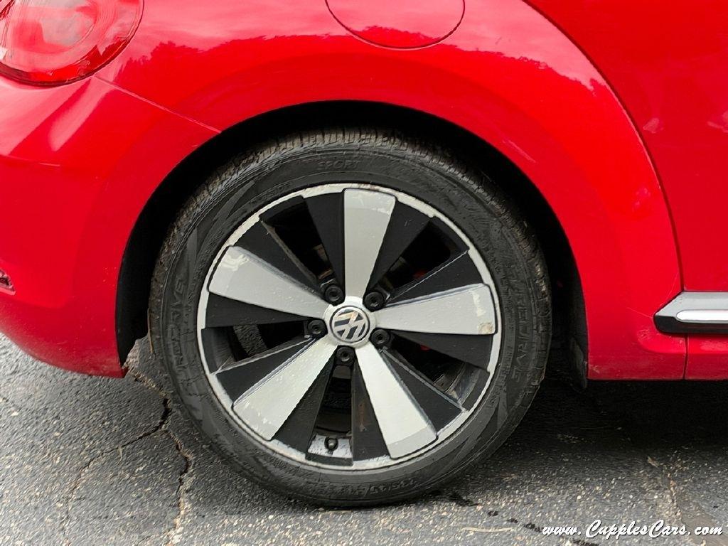 Volkswagen Beetle  2013