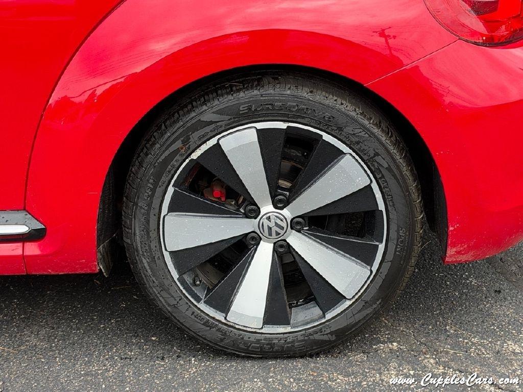 Volkswagen Beetle  2013