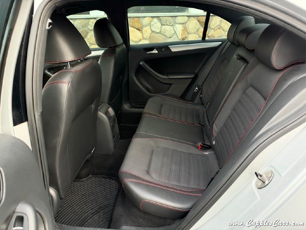 Volkswagen Jetta  2014