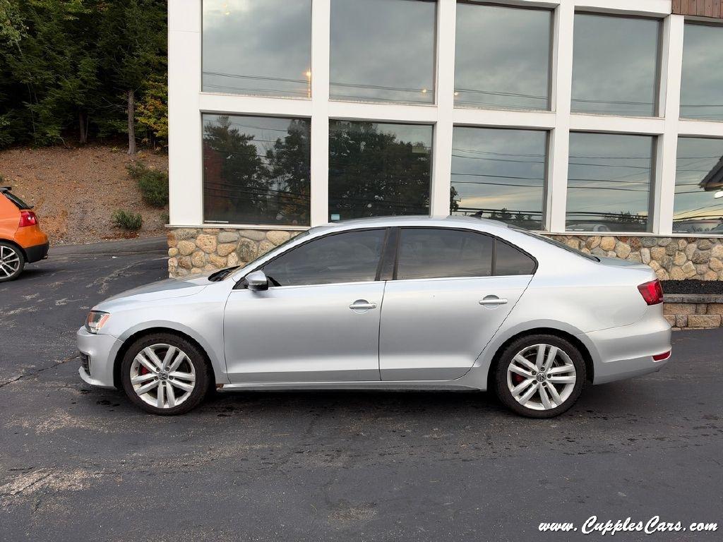 Volkswagen Jetta  2014