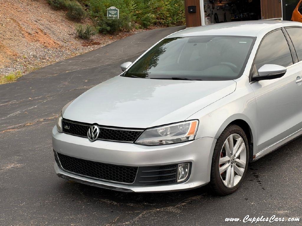 Volkswagen Jetta  2014