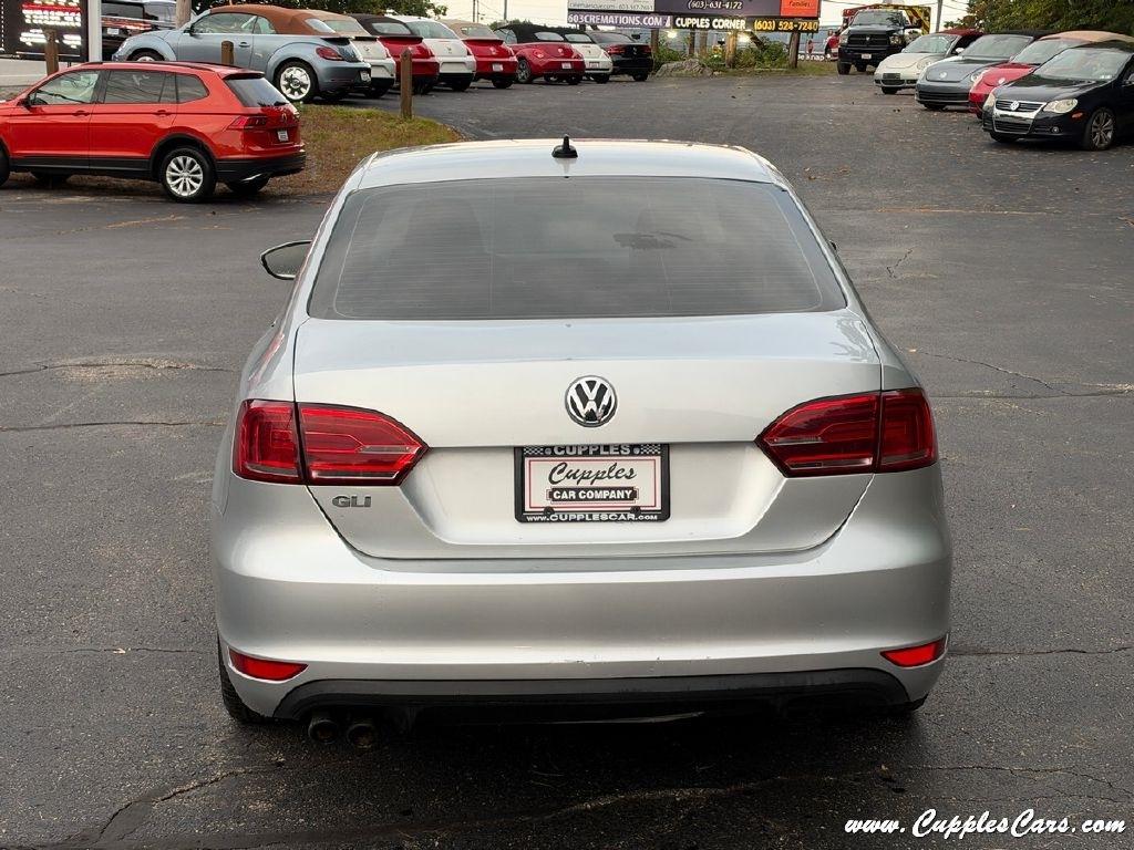 Volkswagen Jetta  2014