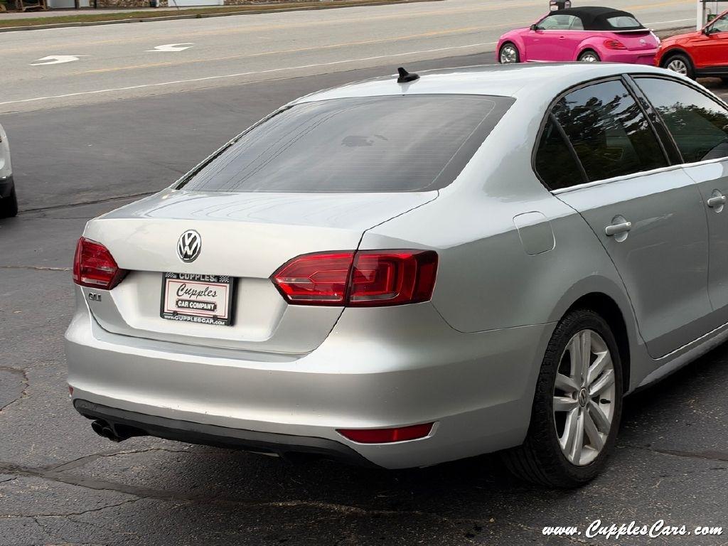 Volkswagen Jetta  2014