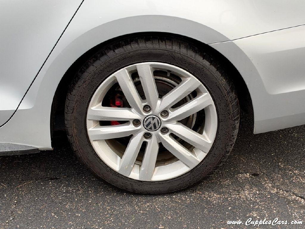 Volkswagen Jetta  2014