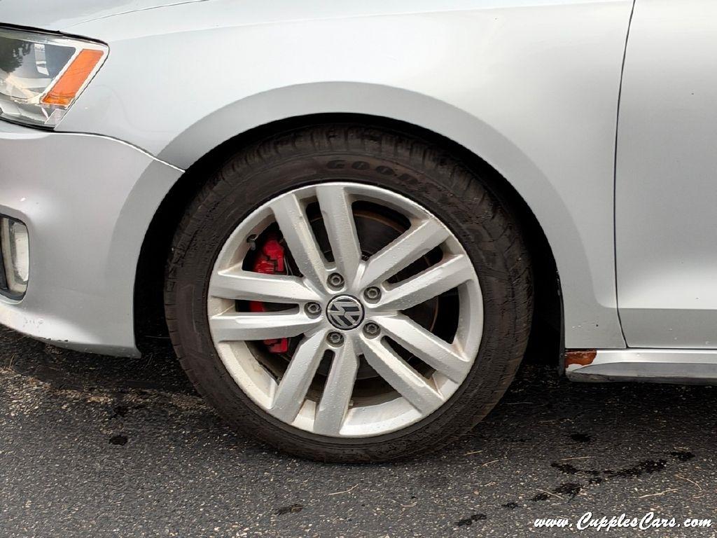 Volkswagen Jetta  2014