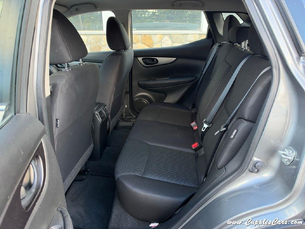 Nissan Rogue Sport  2021